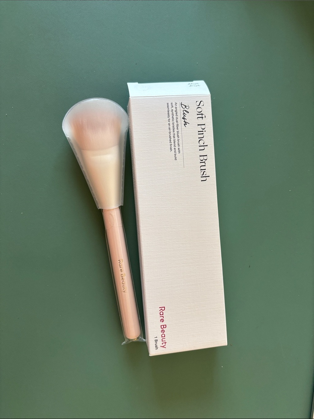🆕 Rare Beauty Soft Pinch Blush Brush